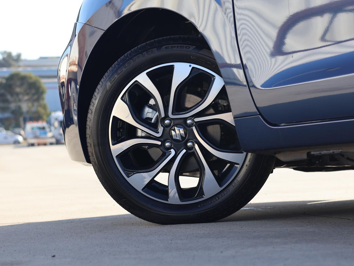 Suzuki Baleno image 4