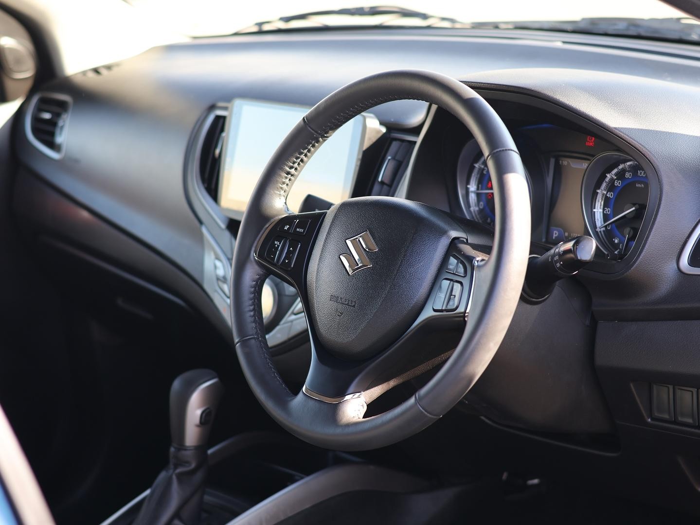 Suzuki Baleno image 2