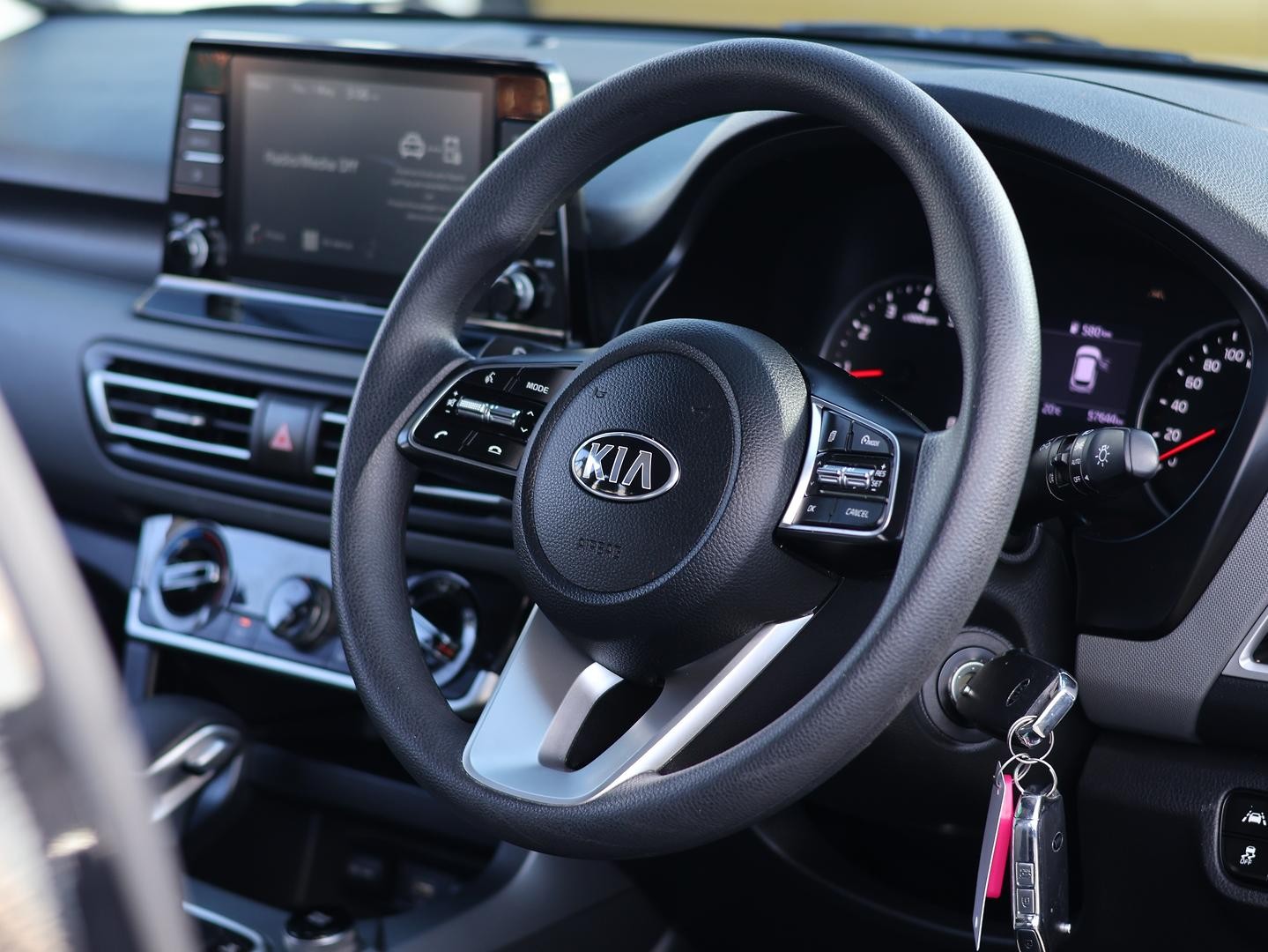 Kia Seltos image 2