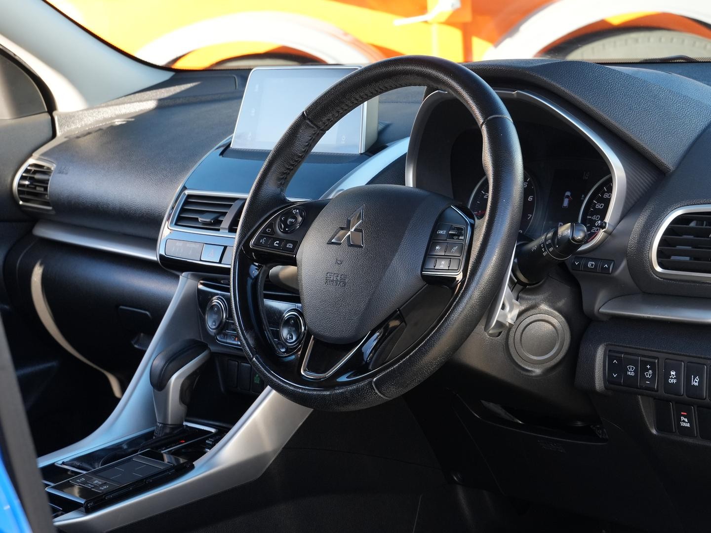 Mitsubishi Eclipse Cross image 2