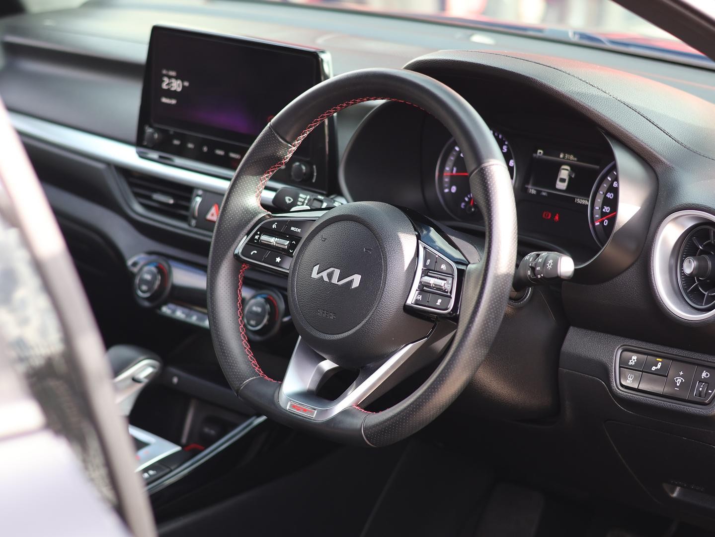 Kia Cerato image 2