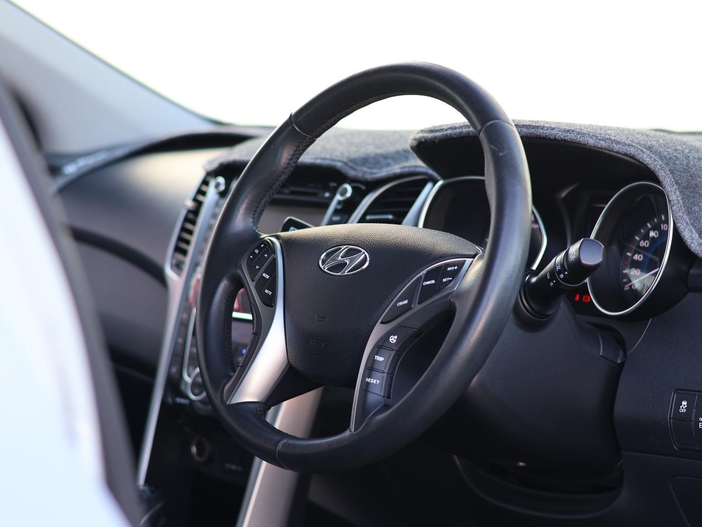 Hyundai I30 image 2