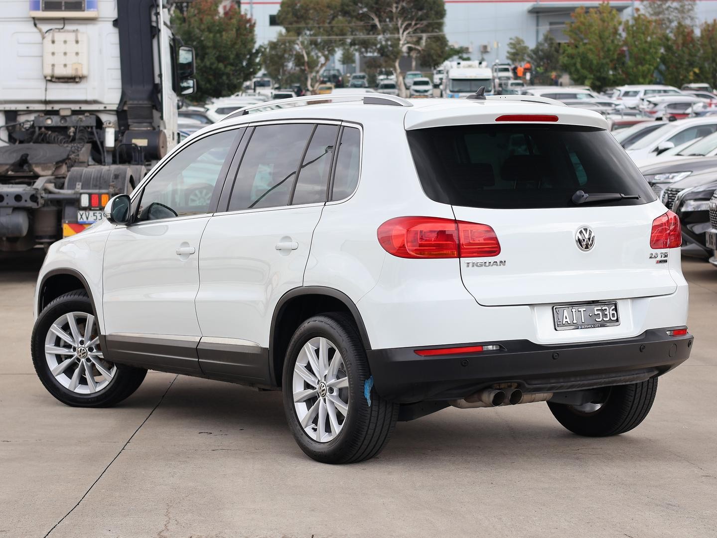 Volkswagen Tiguan image 3