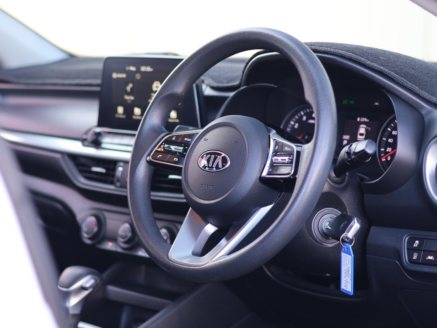 Kia Cerato image 2