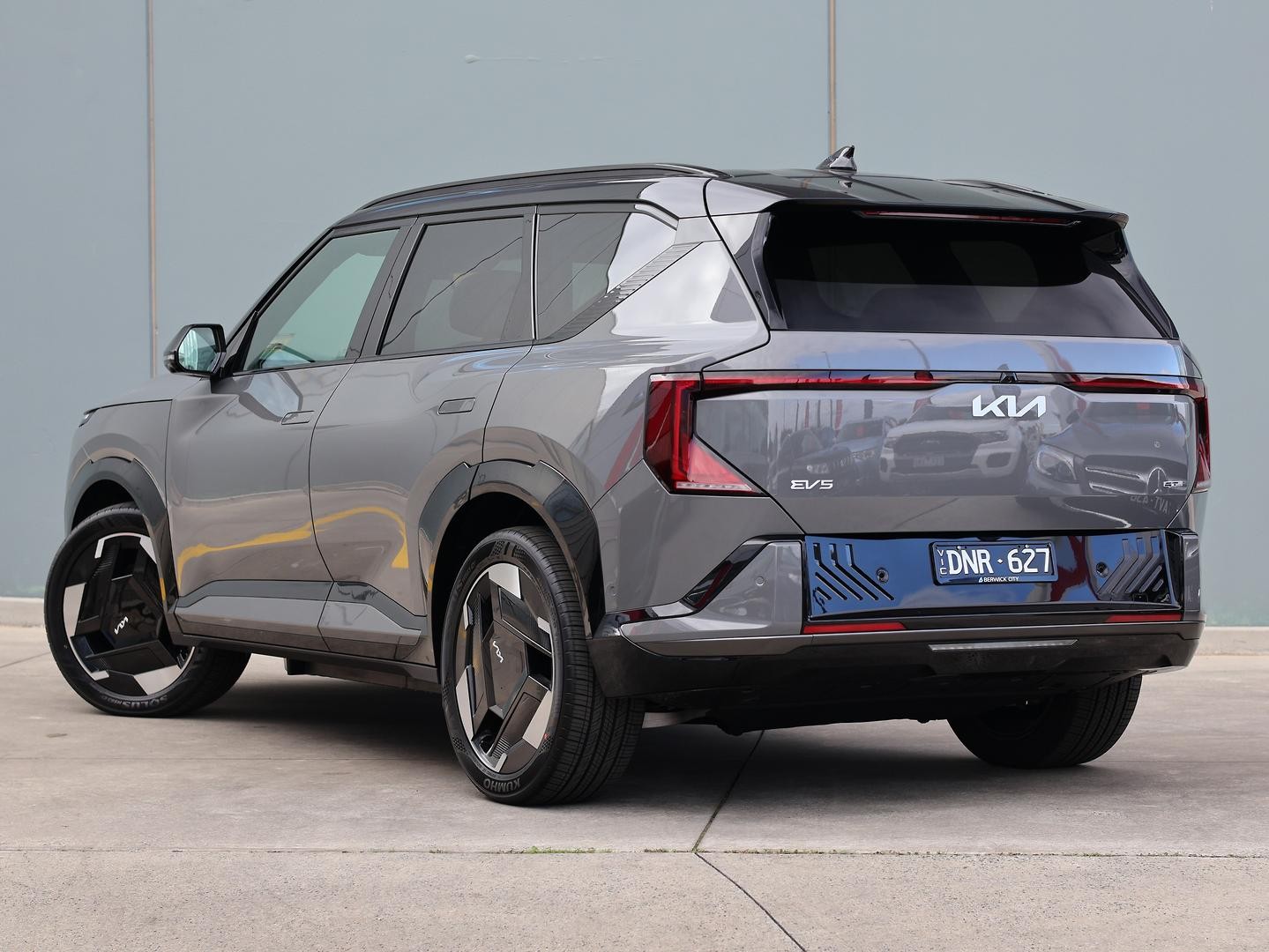 Kia Ev5 image 3