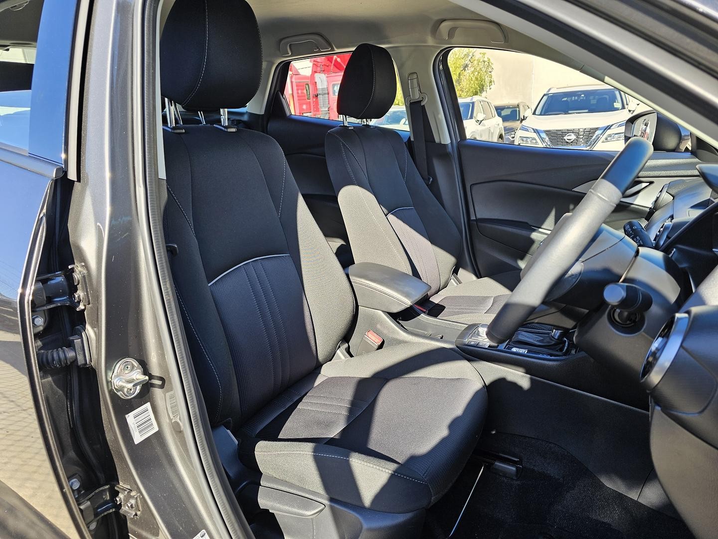 Mazda Cx-3 image 1