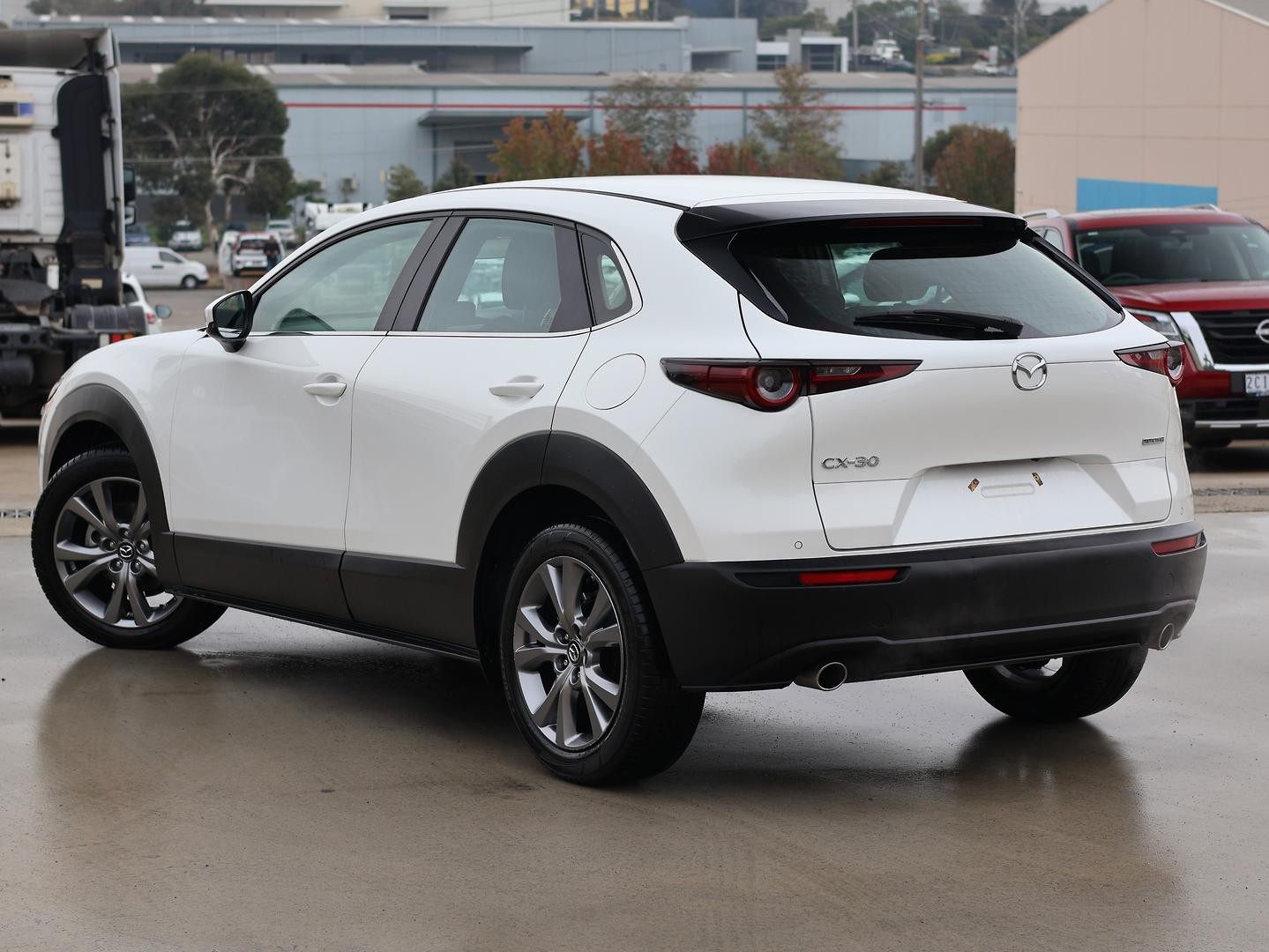 Mazda Cx-30 image 3