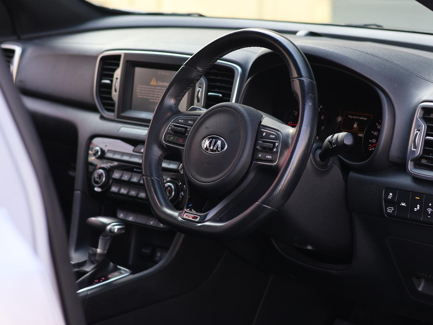Kia Sportage image 2