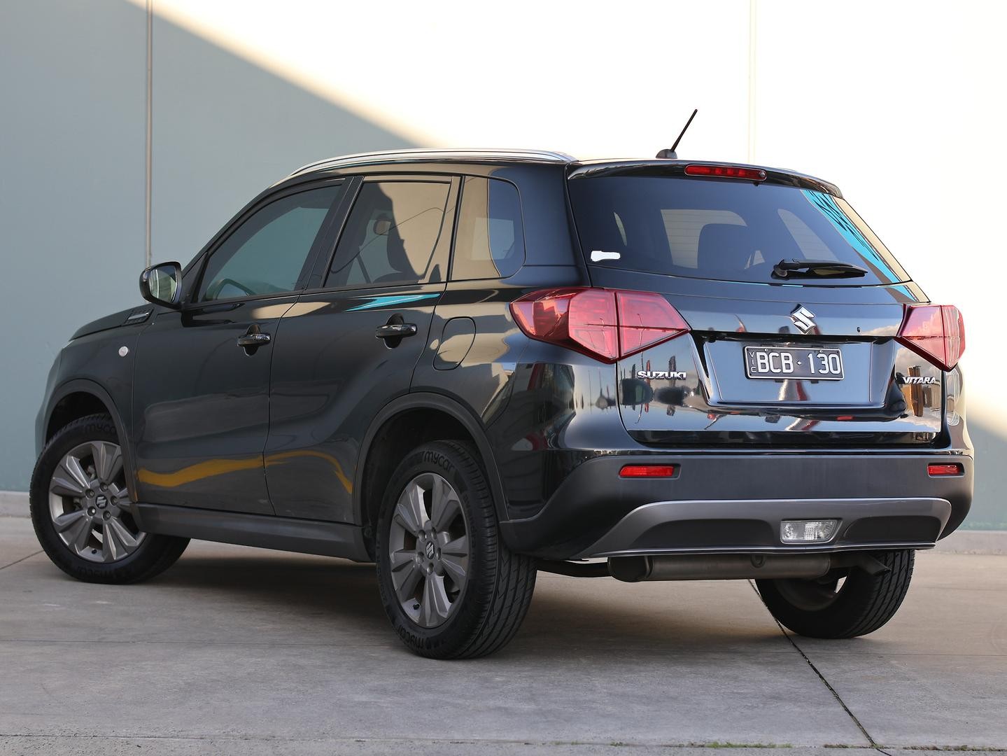 Suzuki Vitara image 3