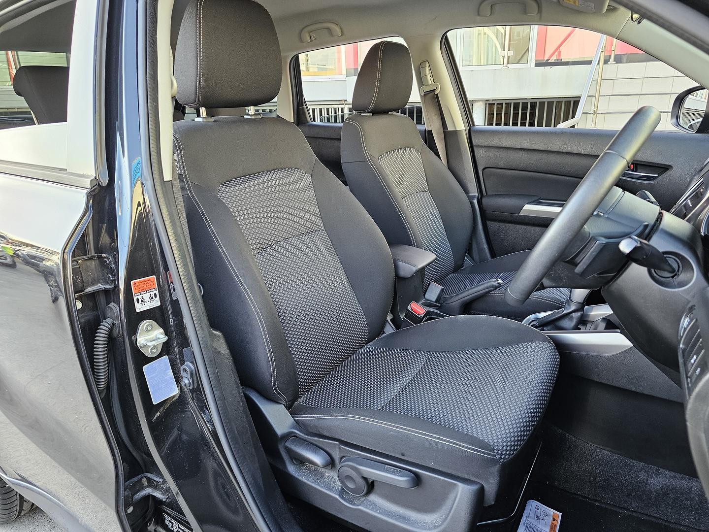 Suzuki Vitara image 4