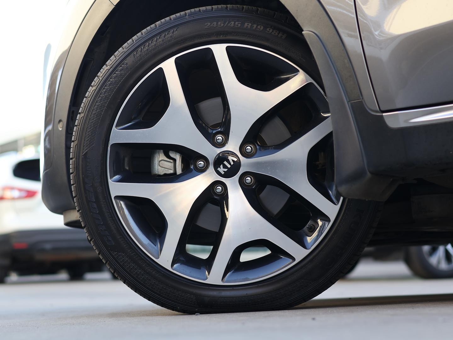 Kia Sportage image 4
