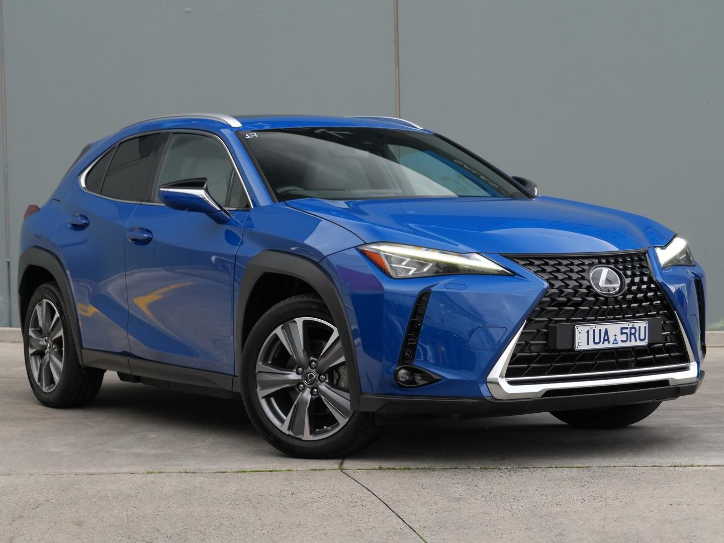 Lexus Ux image 1