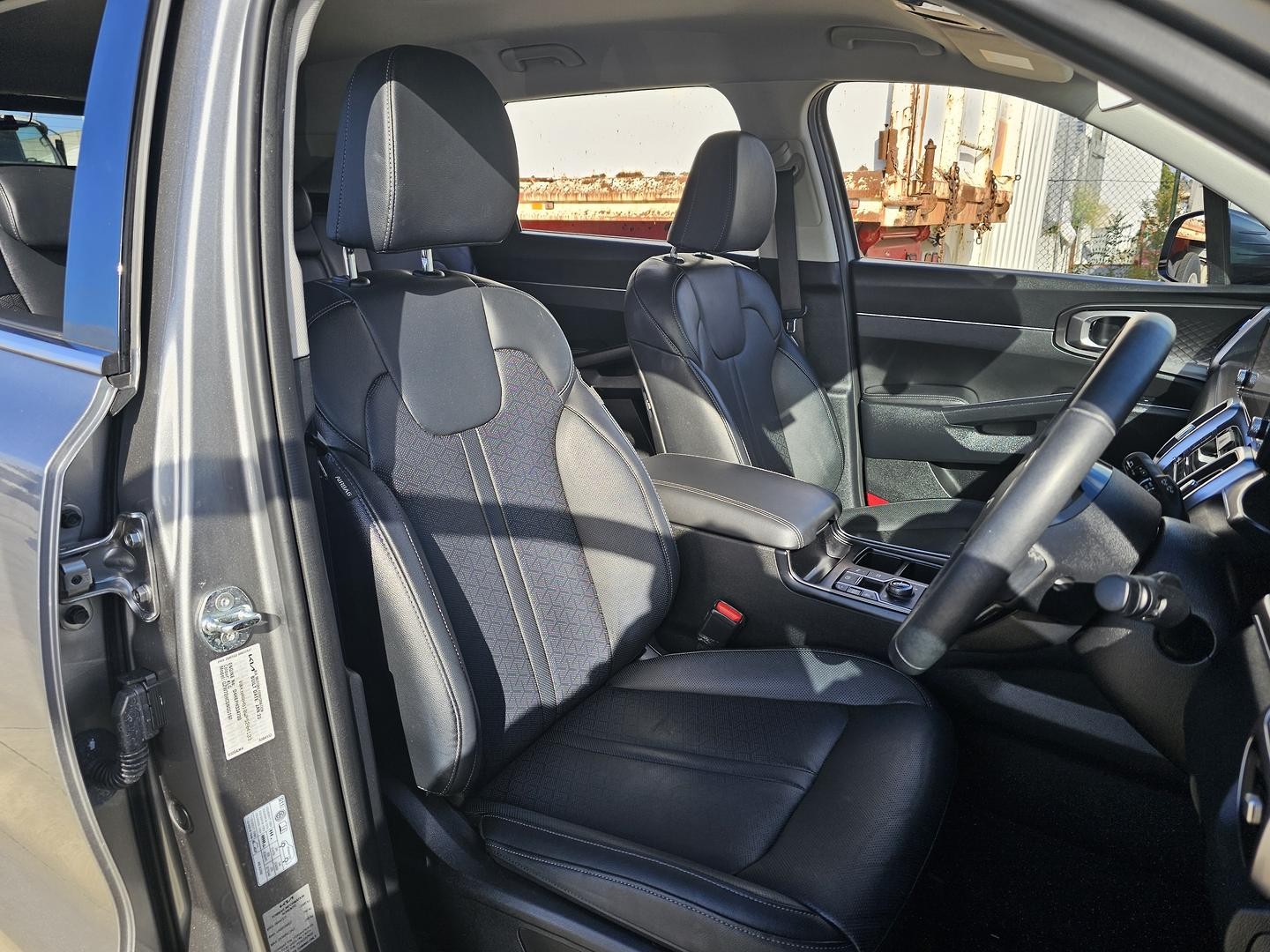 Kia Sorento image 2