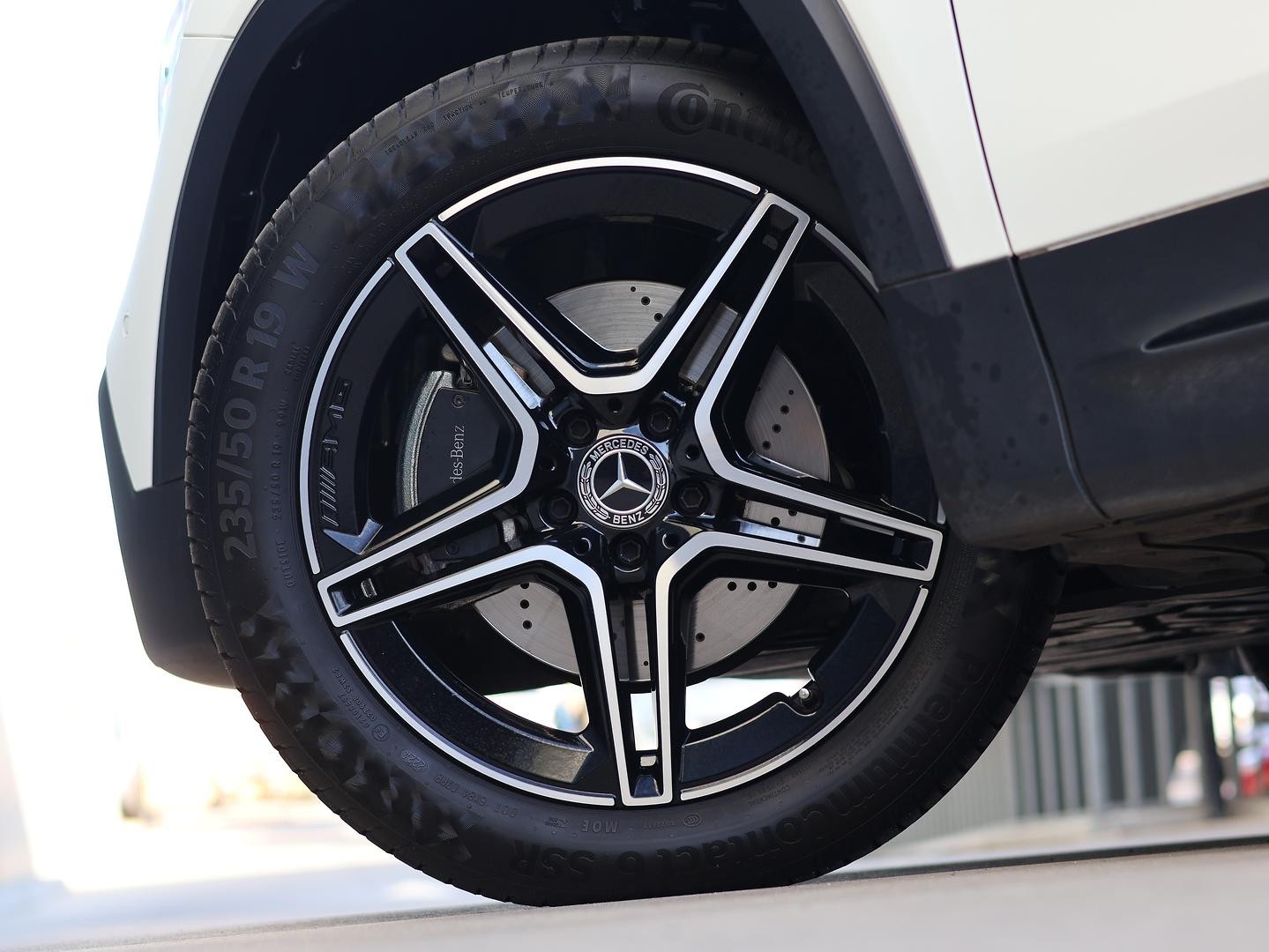 Mercedes Benz Glb-class image 4