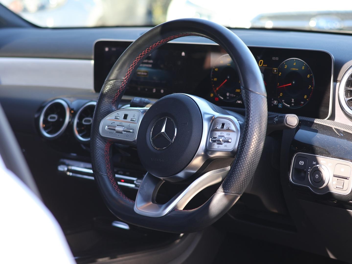 Mercedes Benz A-class image 2