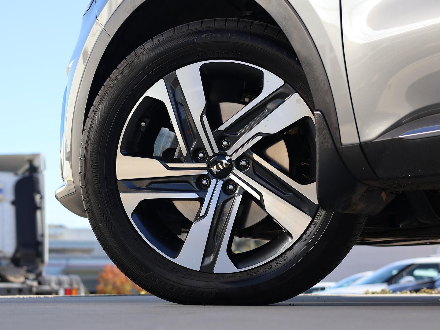Kia Sorento image 4