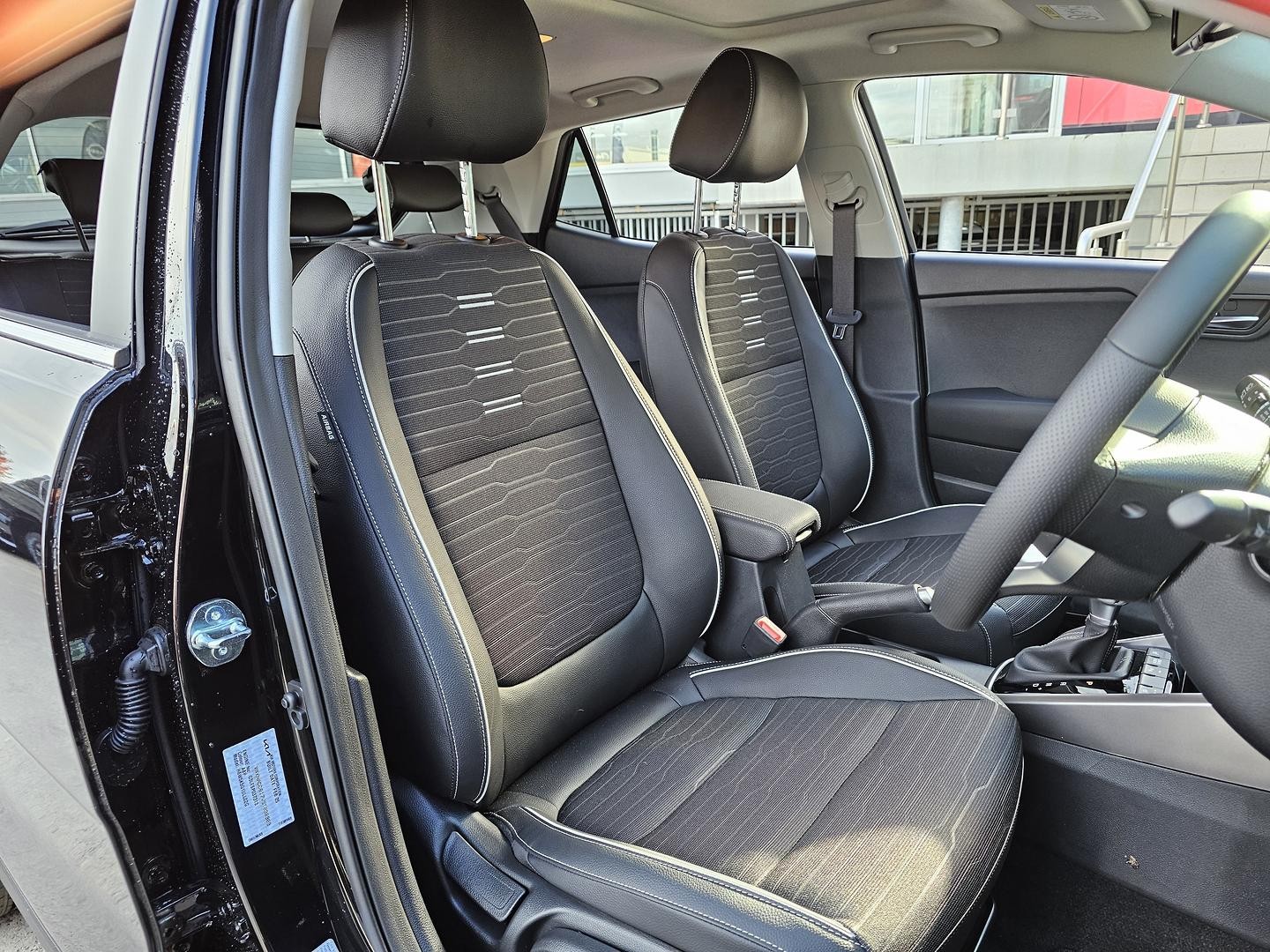 Kia Stonic image 1