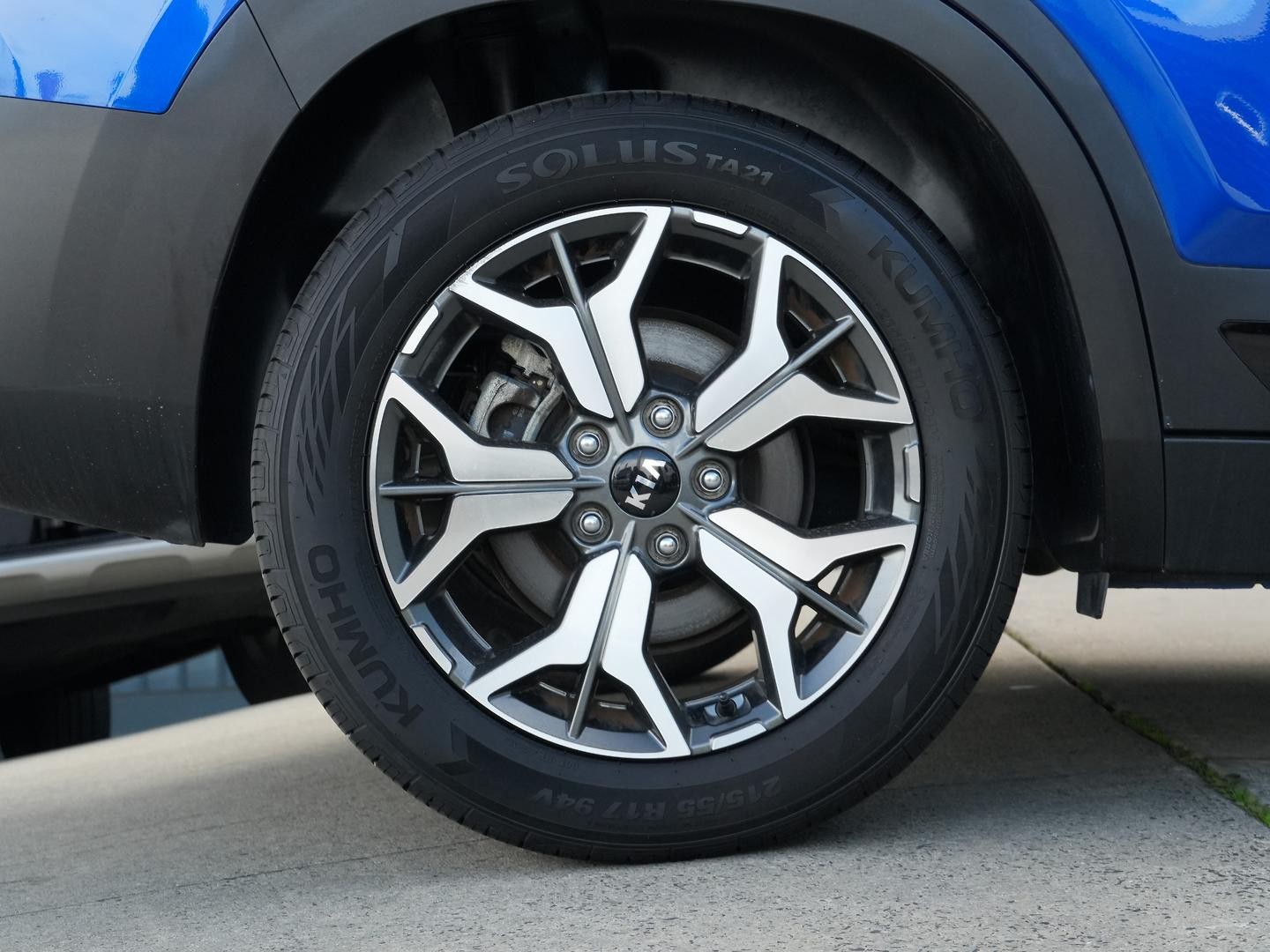Kia Seltos image 4