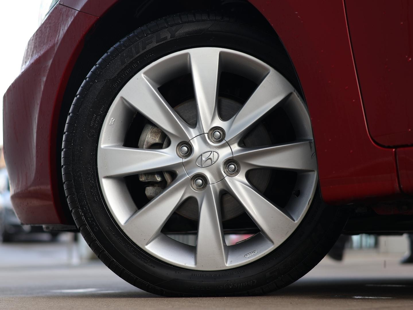 Hyundai Accent image 4
