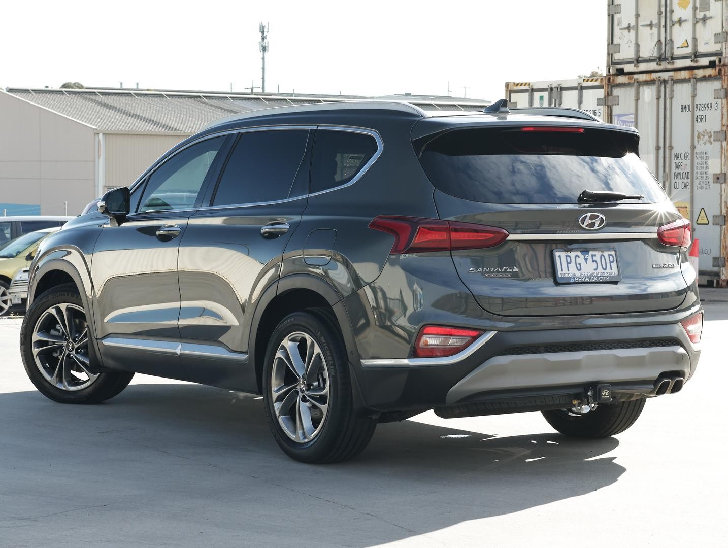 Hyundai Santa Fe image 3