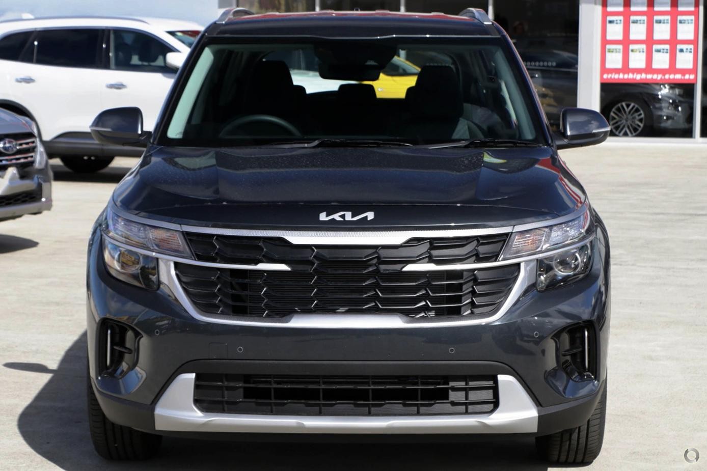 Kia Seltos image 2