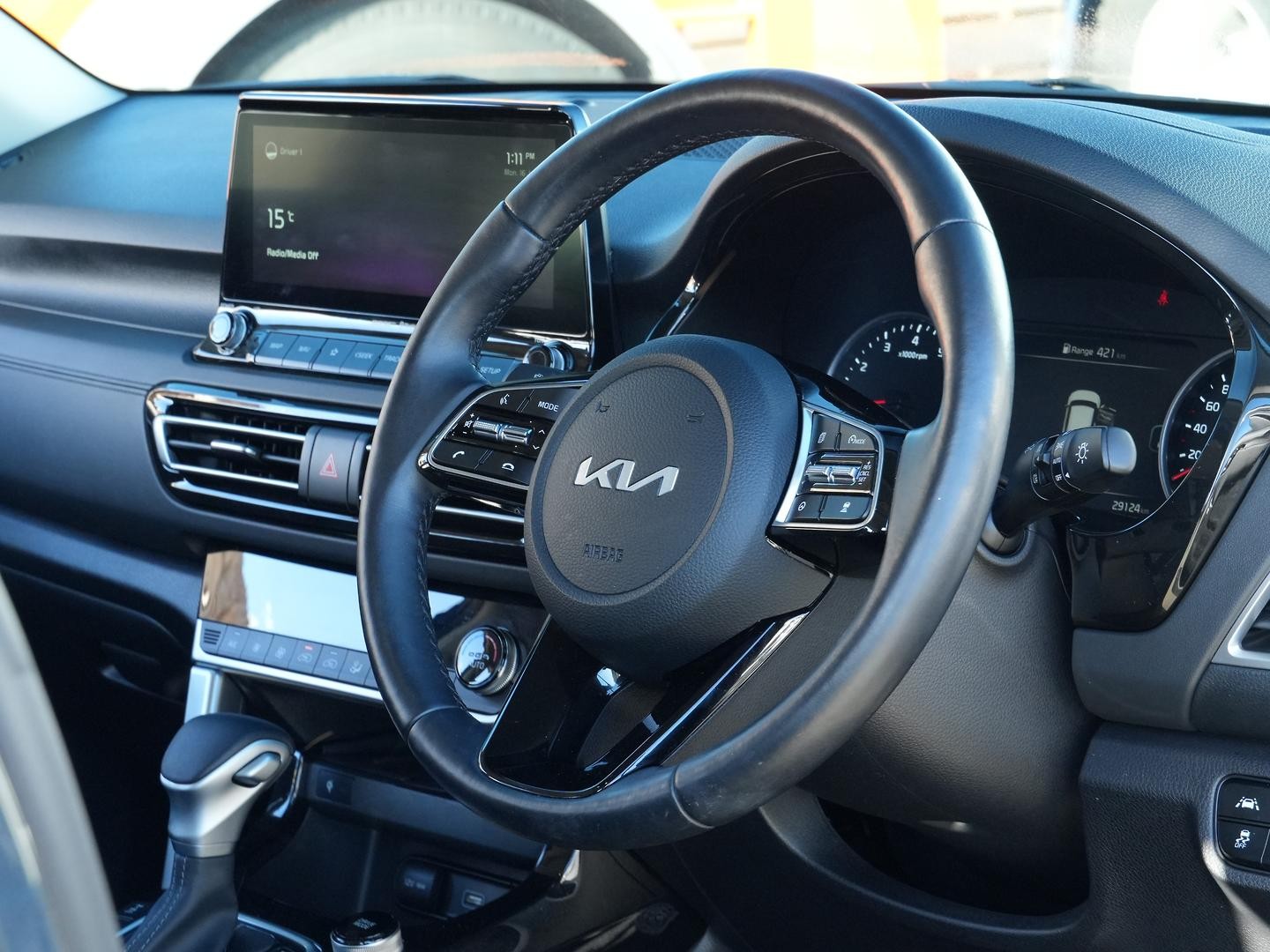 Kia Seltos image 2
