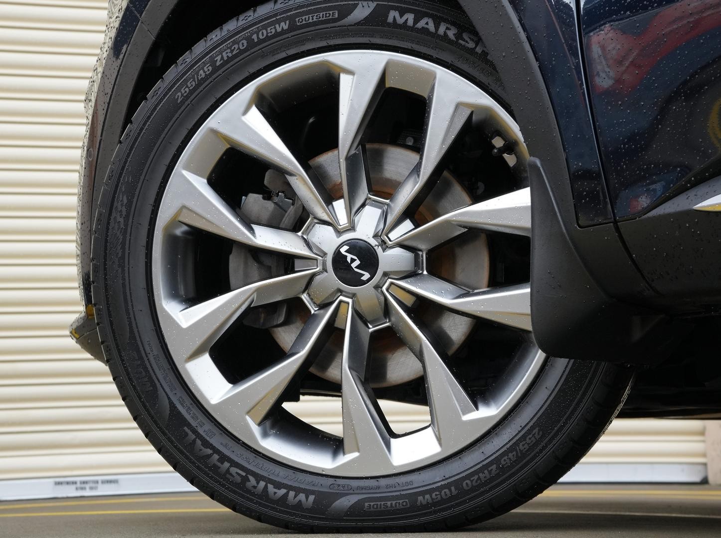 Kia Sorento image 4