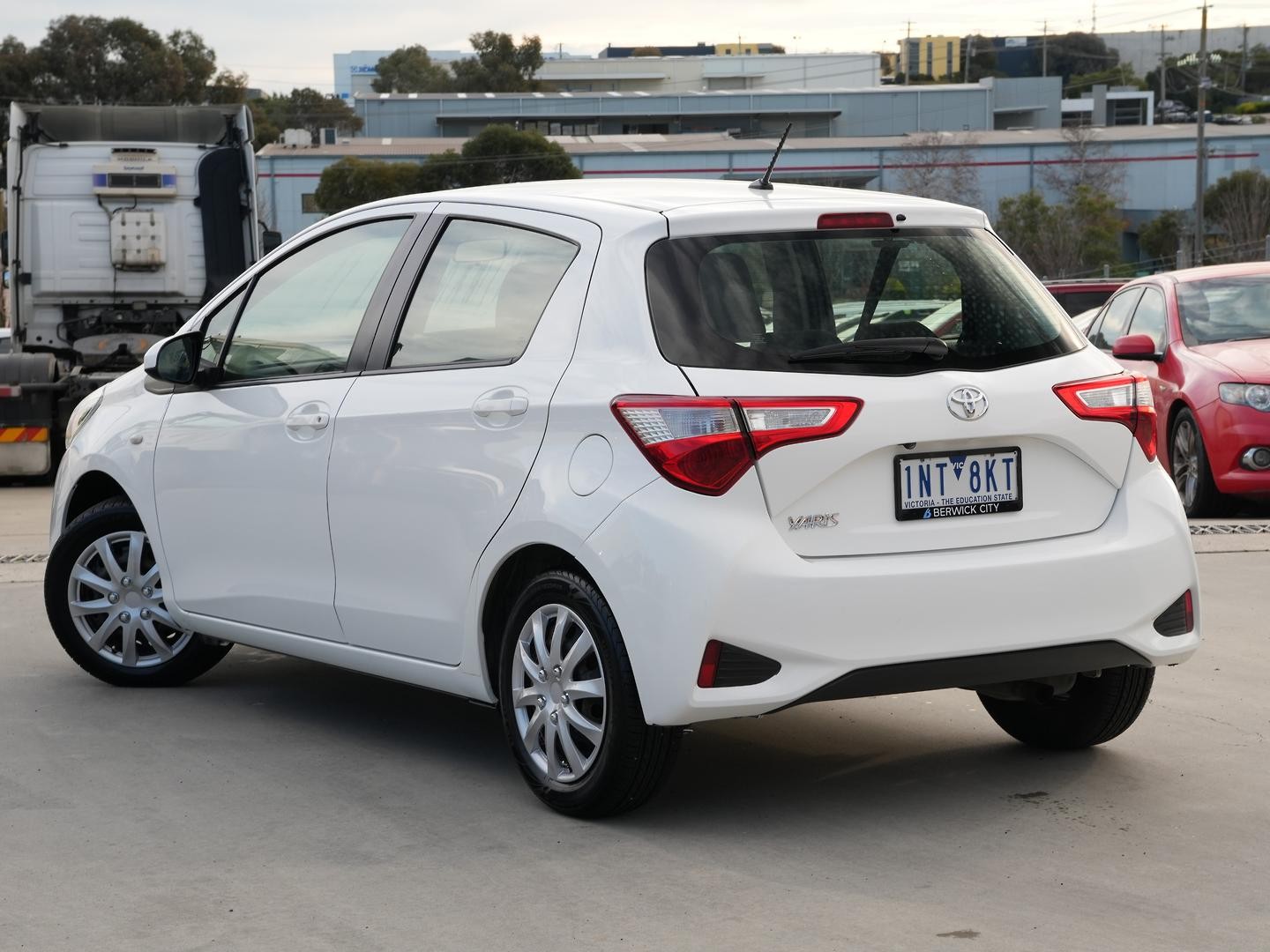 Toyota Yaris image 3