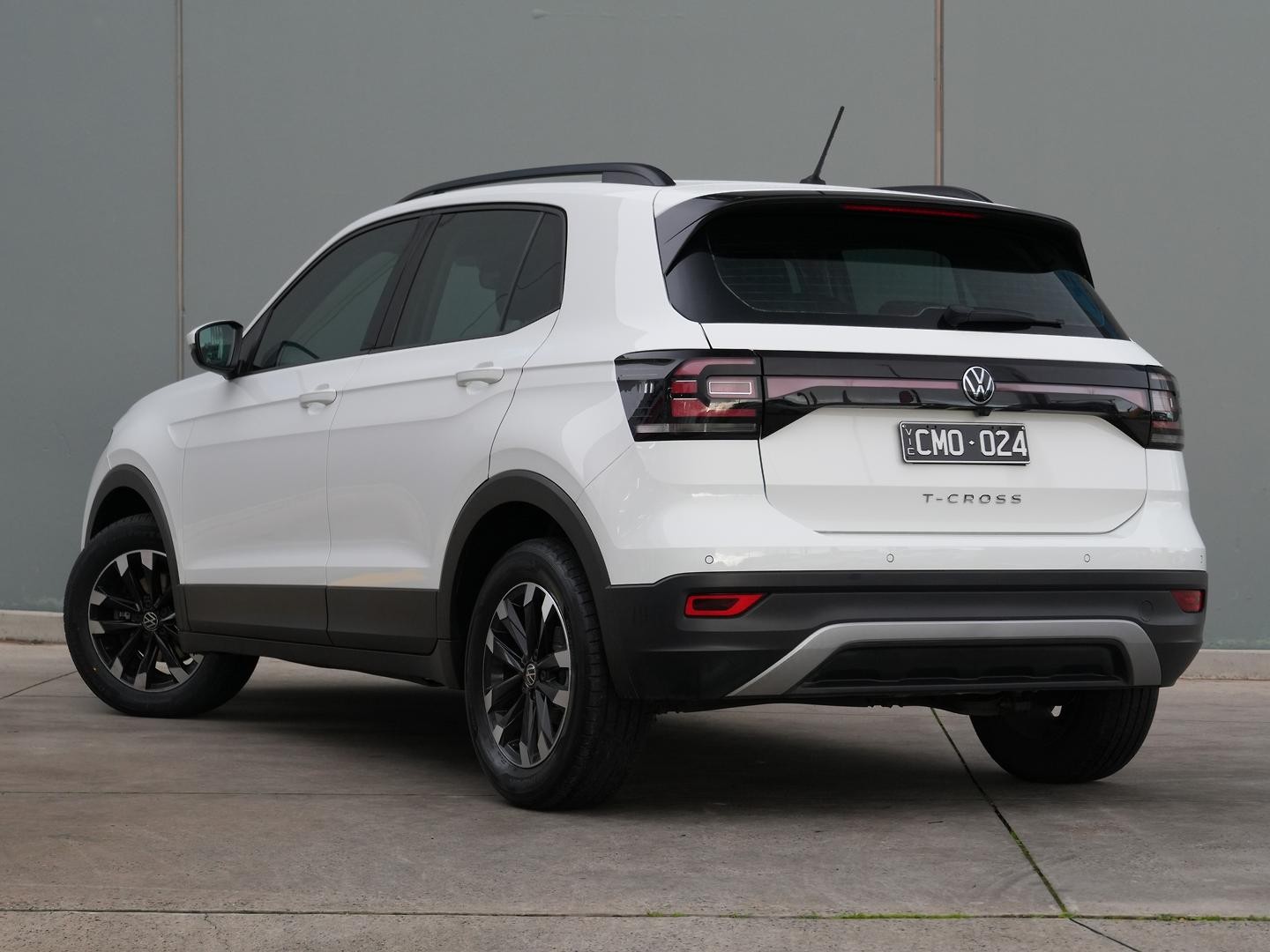 Volkswagen T-cross image 3