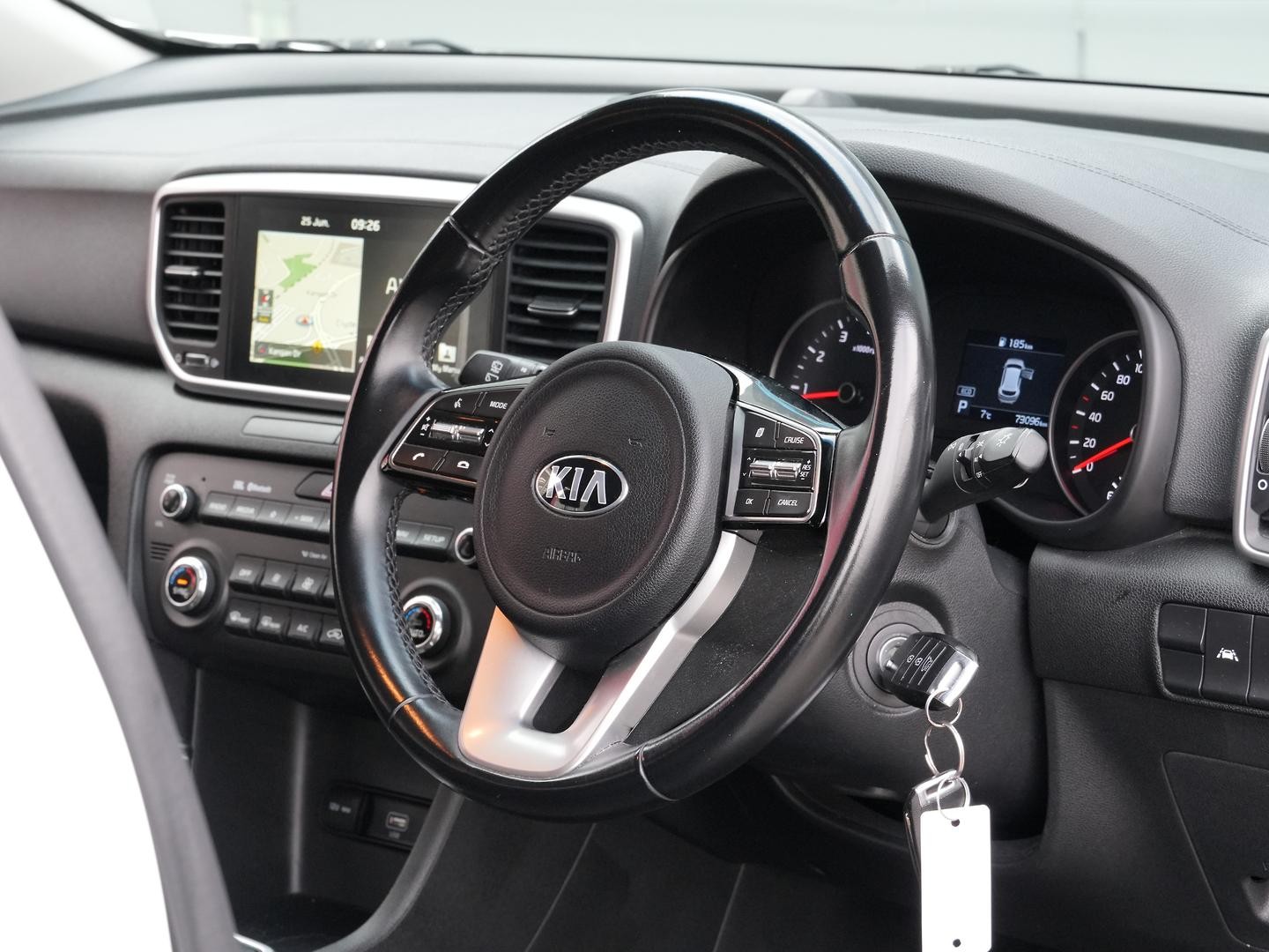 Kia Sportage image 2