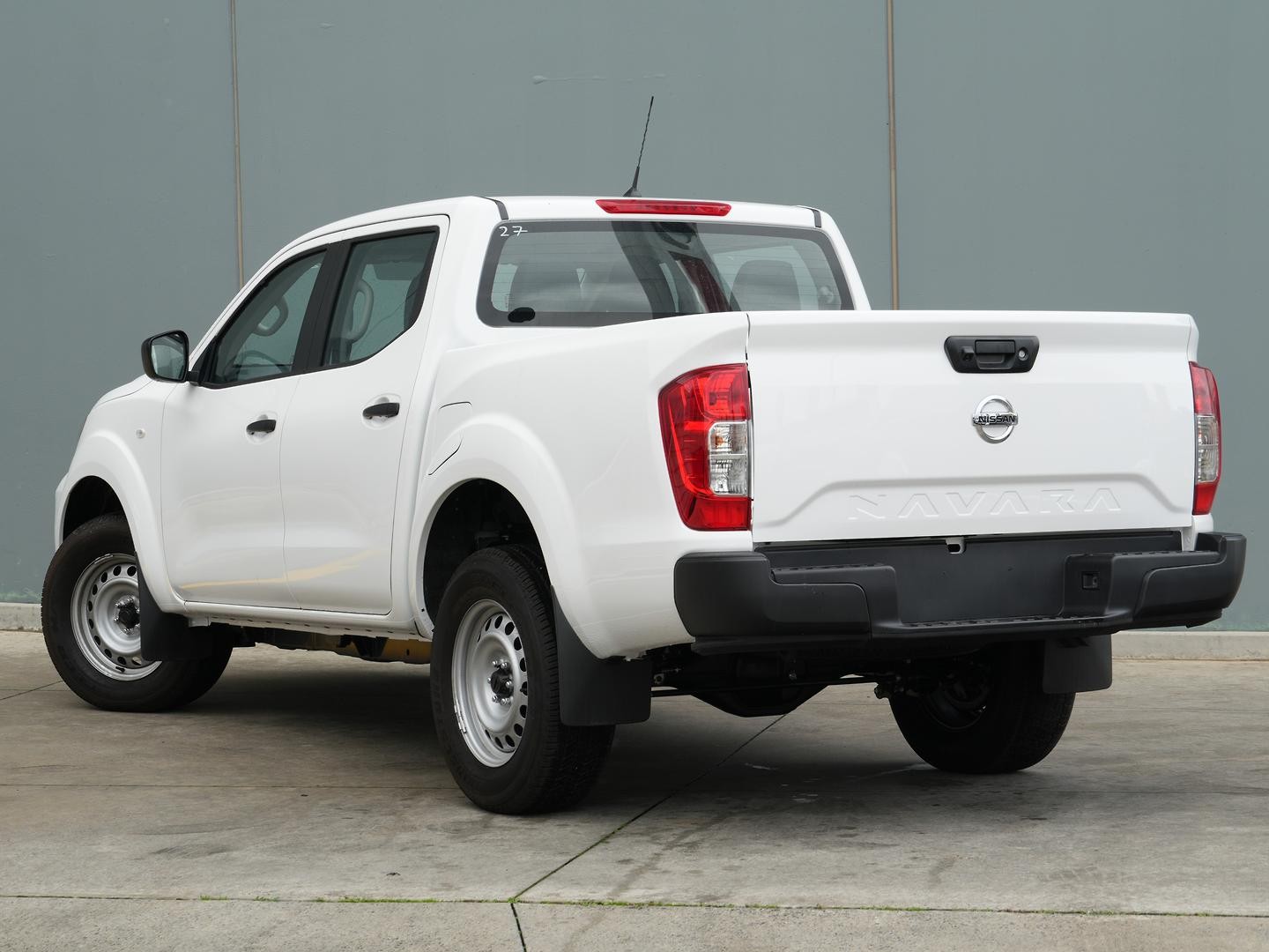 Nissan Navara image 3