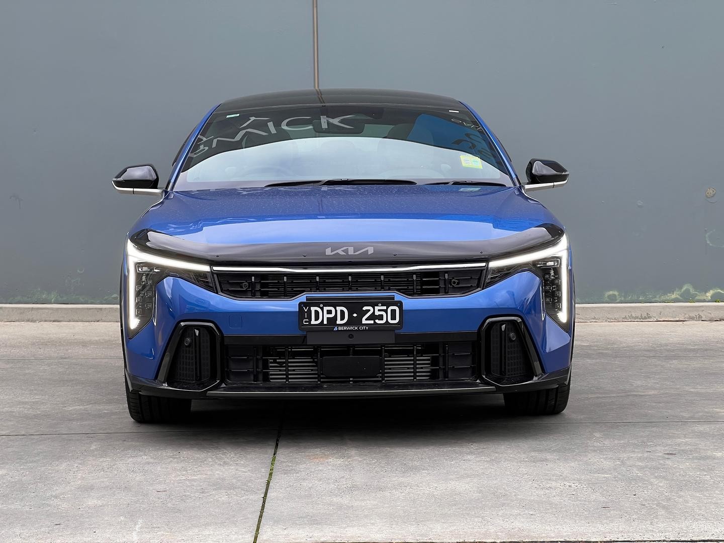 Kia K4 image 2