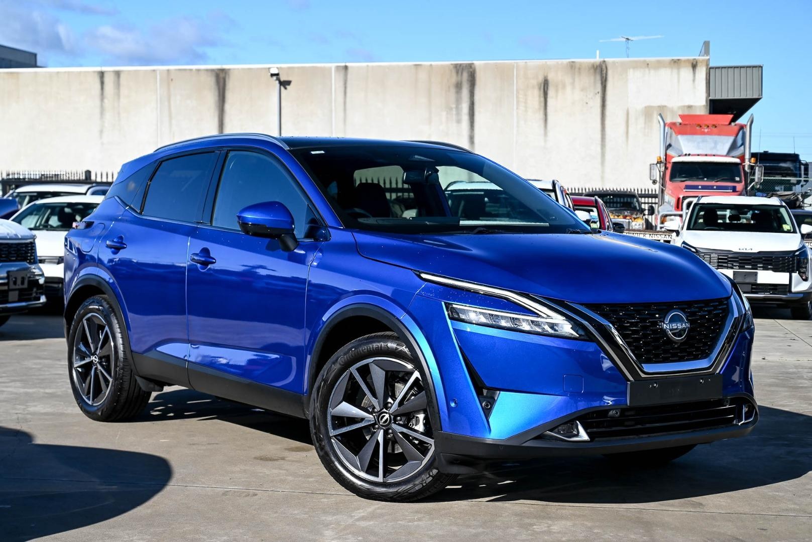 Nissan Qashqai image 1
