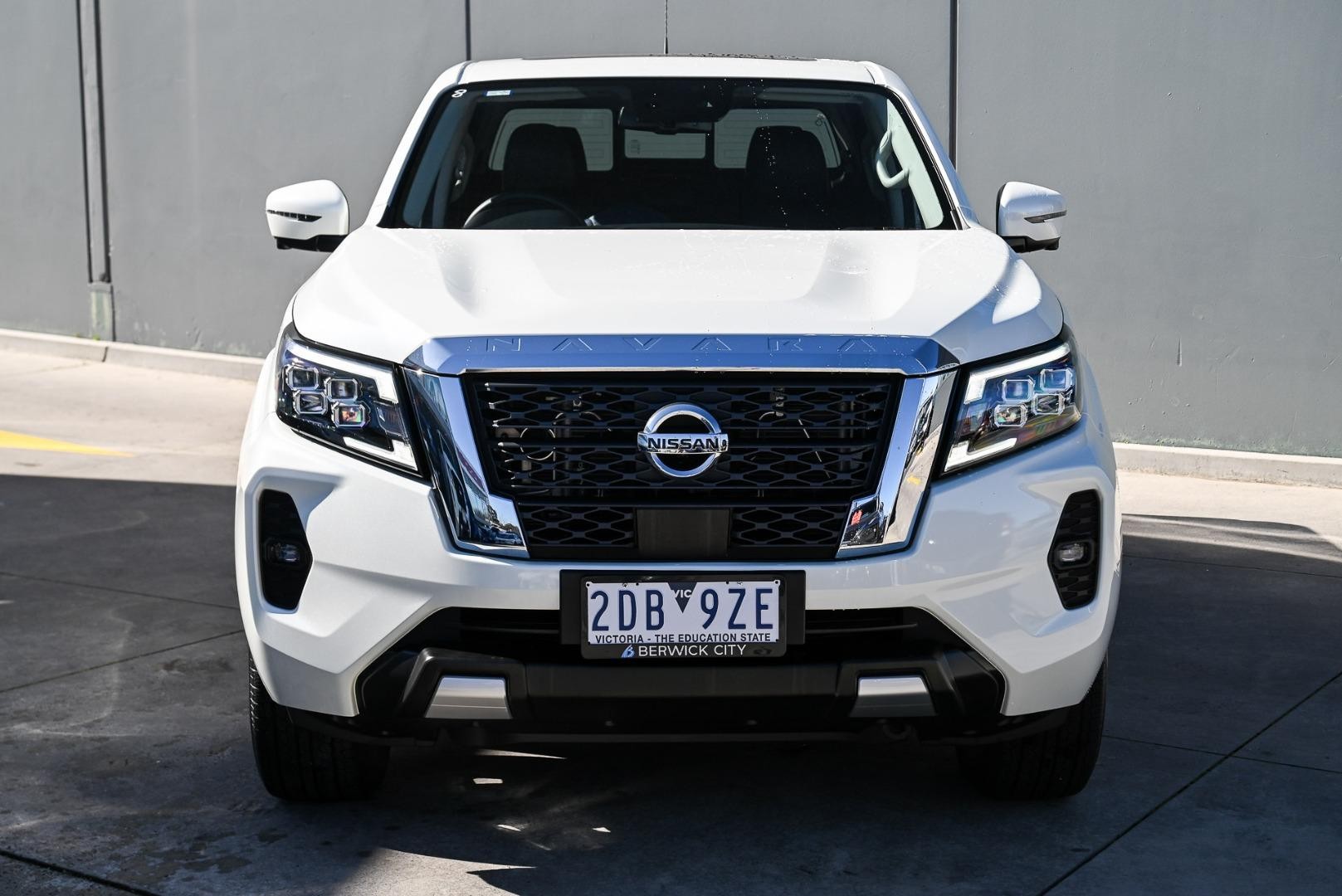 Nissan Navara image 2