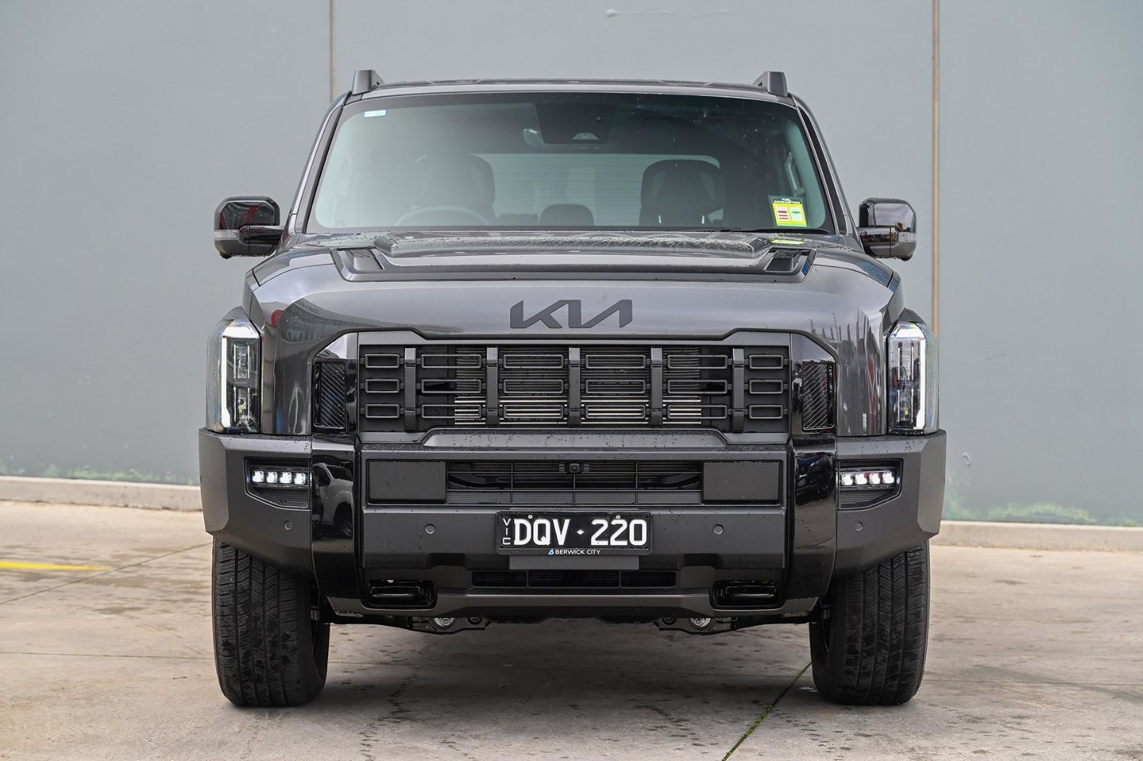 Kia Tasman image 2