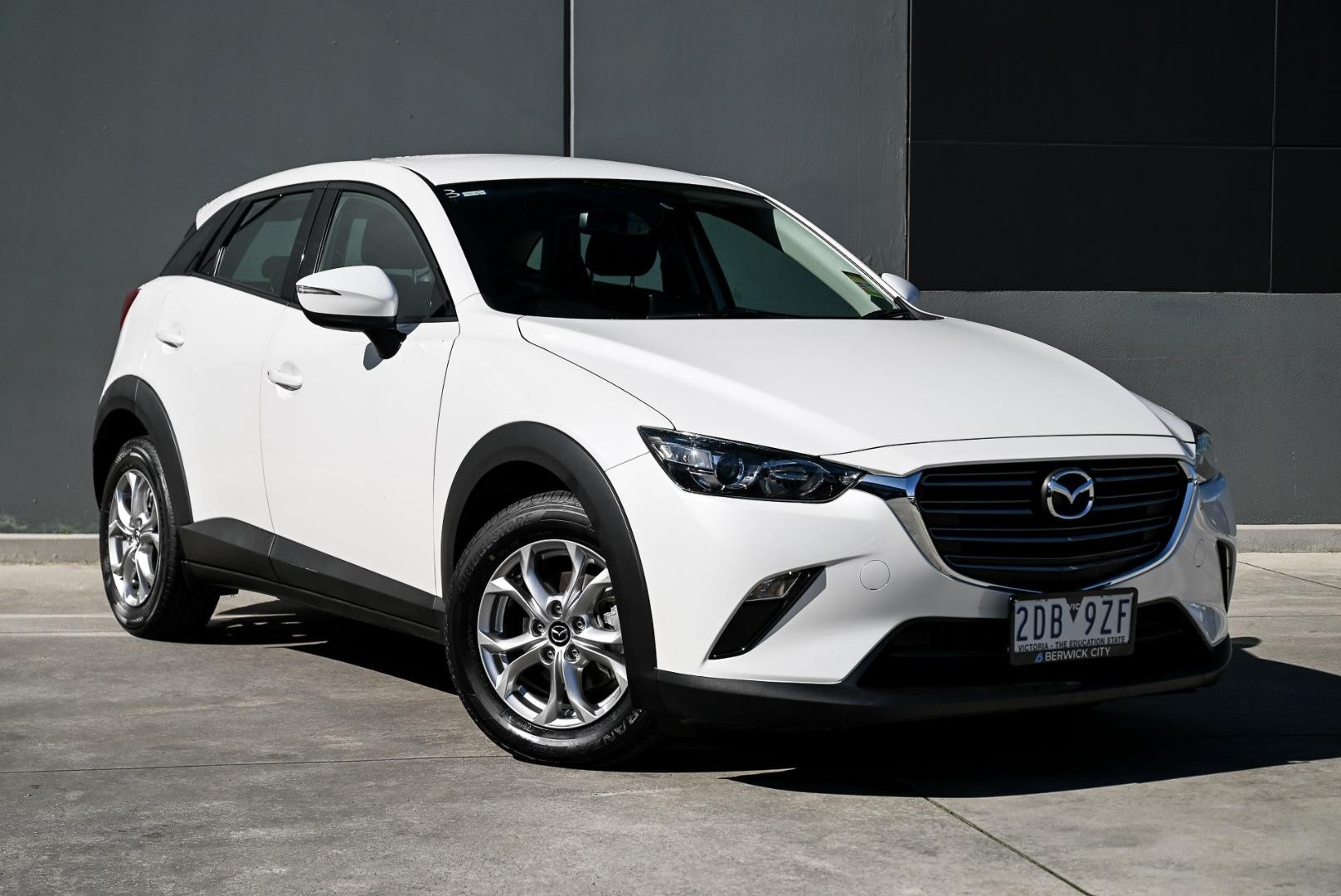 Mazda Cx-3 image 1