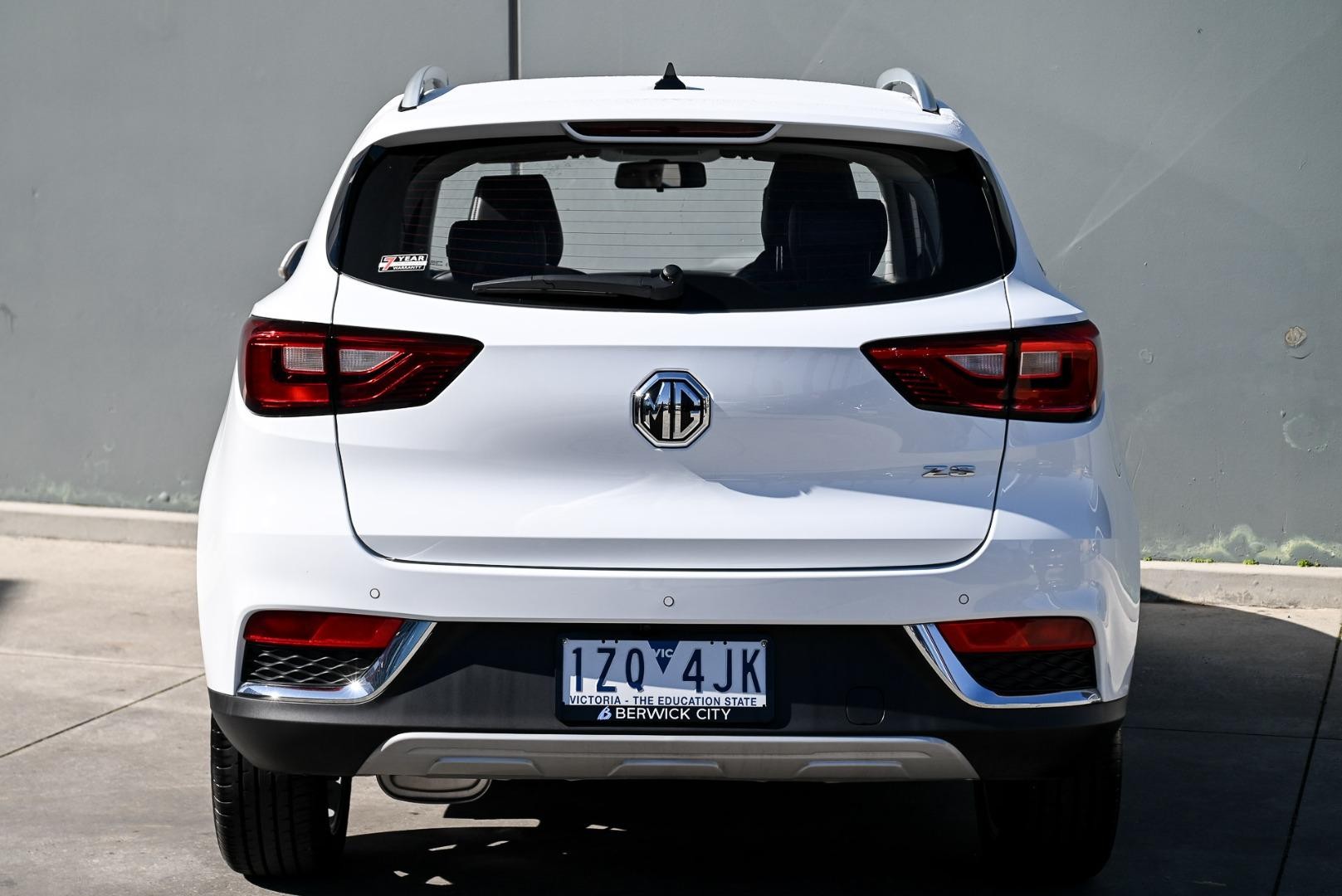 MG Zs image 4