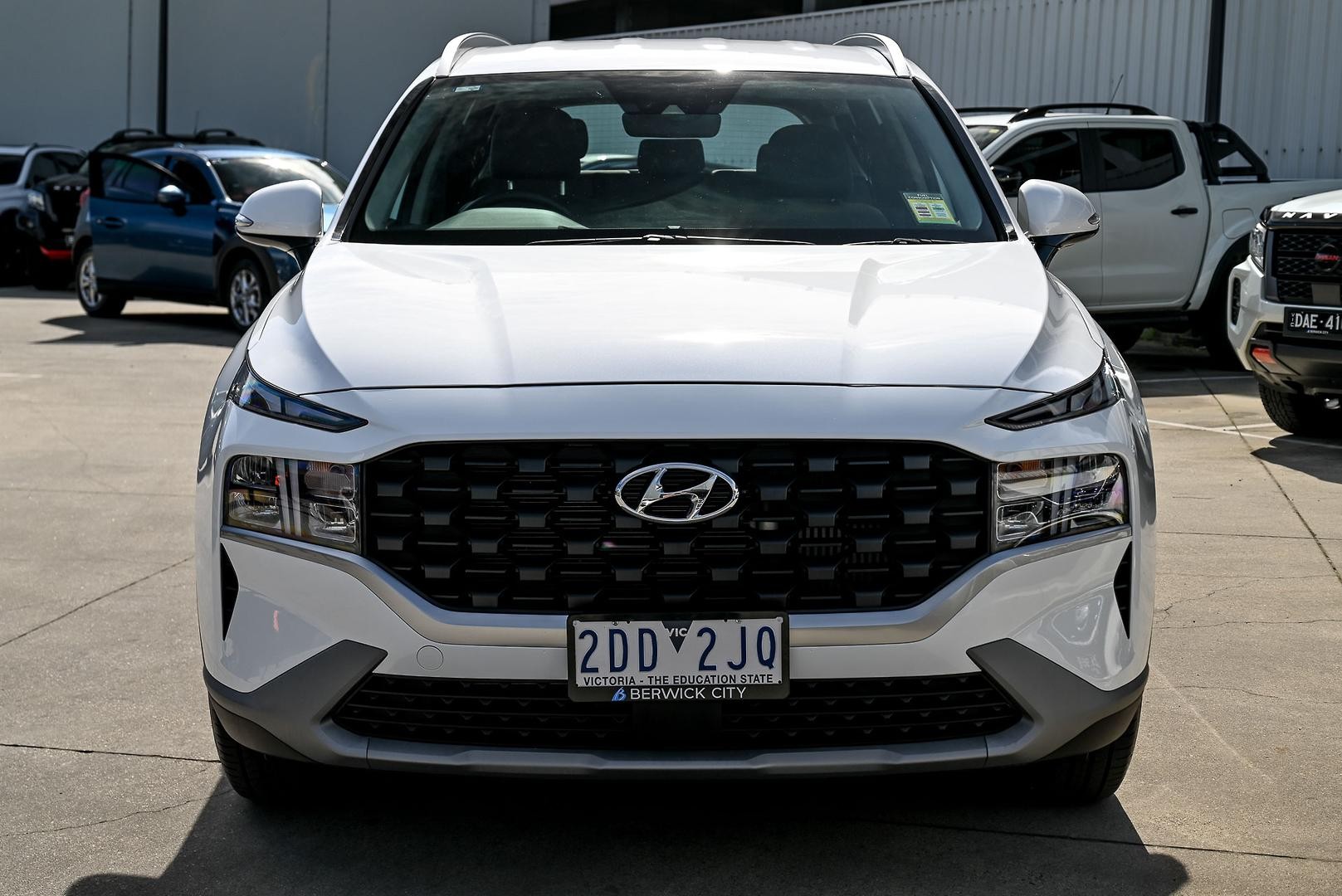 Hyundai Santa Fe image 2