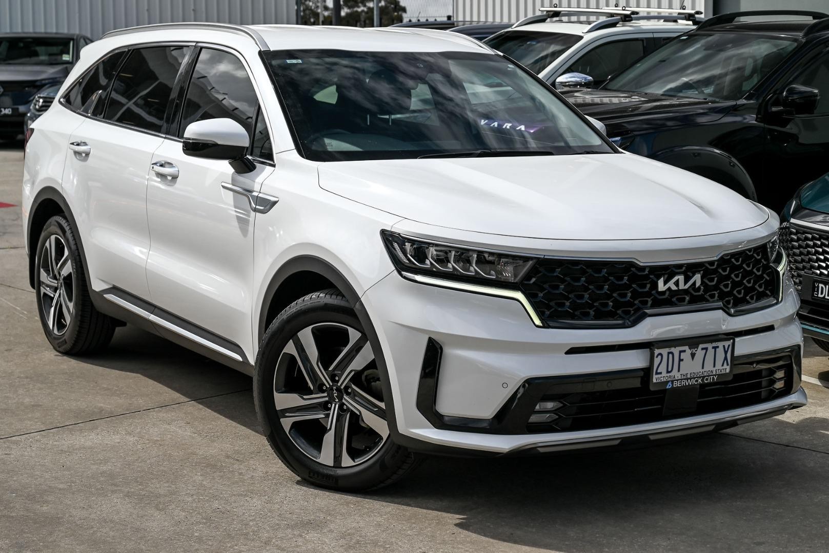 Kia Sorento image 1