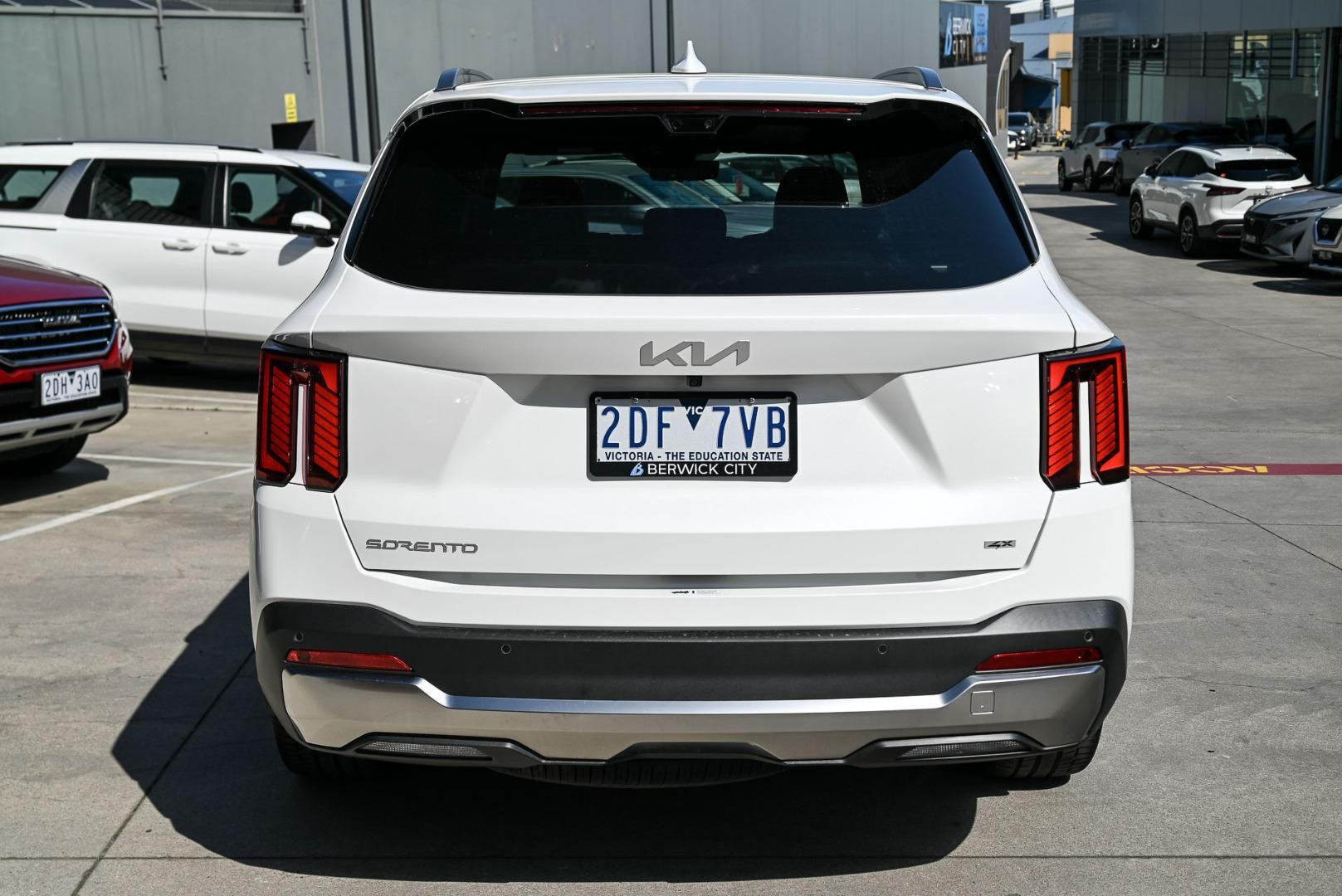 Kia Sorento image 4