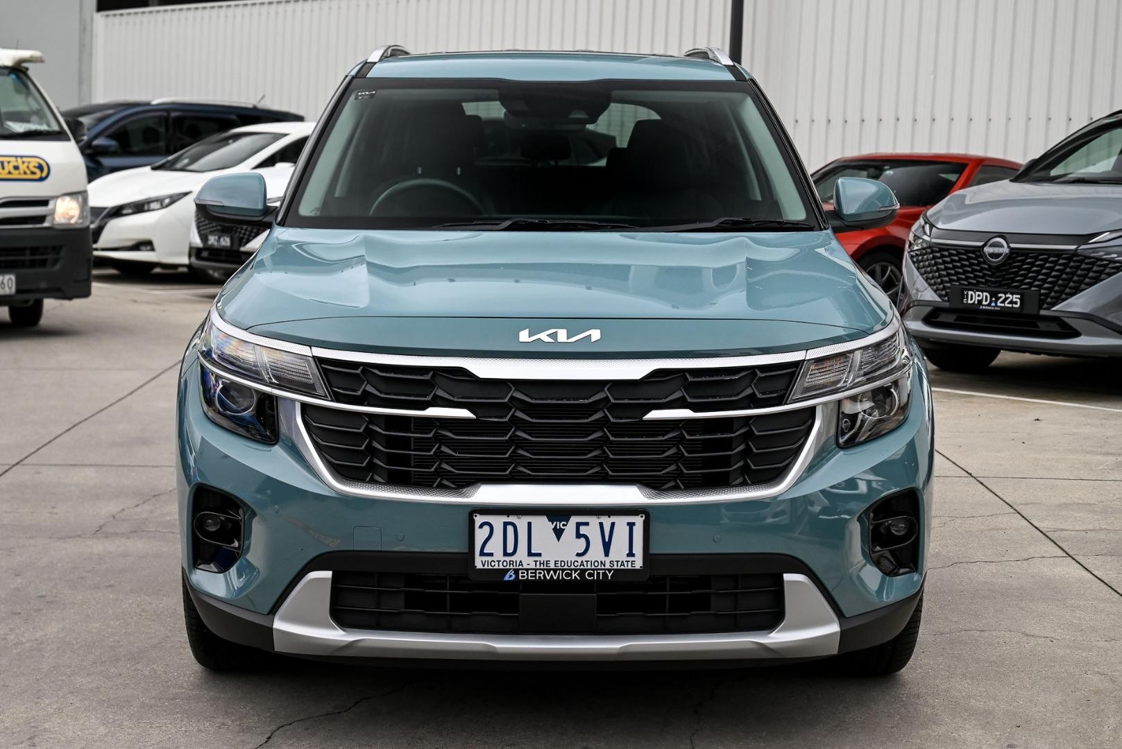 Kia Seltos image 2
