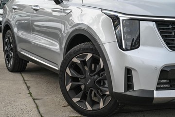https://dvg-vehicle-assets.s3.amazonaws.com/1207946/5shp0da8z522qebypu9x229gj.jpg