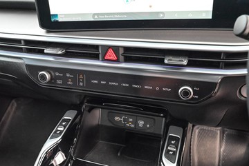 https://dvg-vehicle-assets.s3.amazonaws.com/1207946/pmvpl5ojrnf0lu7vtz81nxyw.jpg