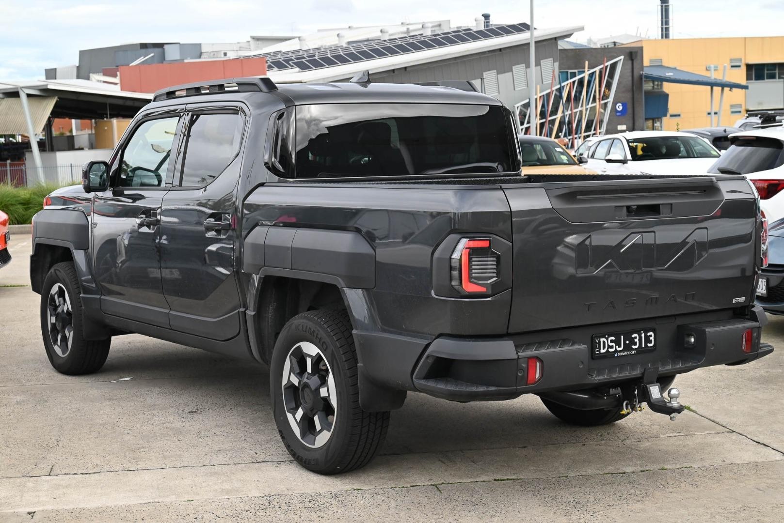Kia Tasman image 4