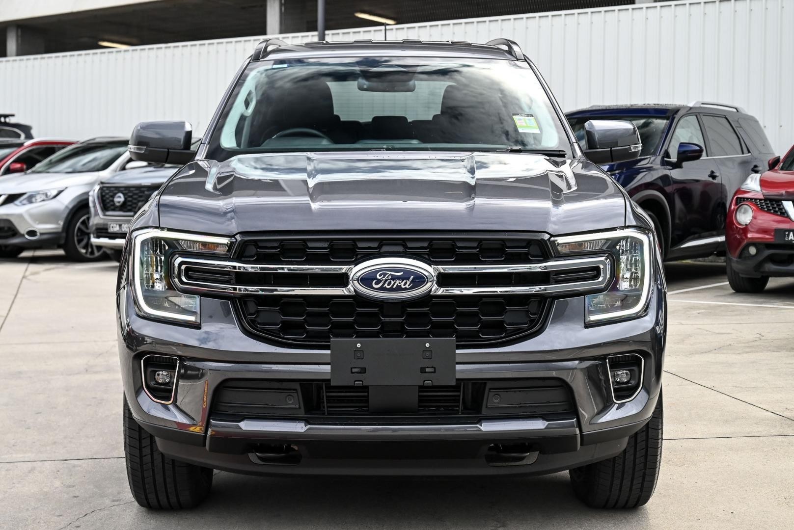 Ford Everest image 2