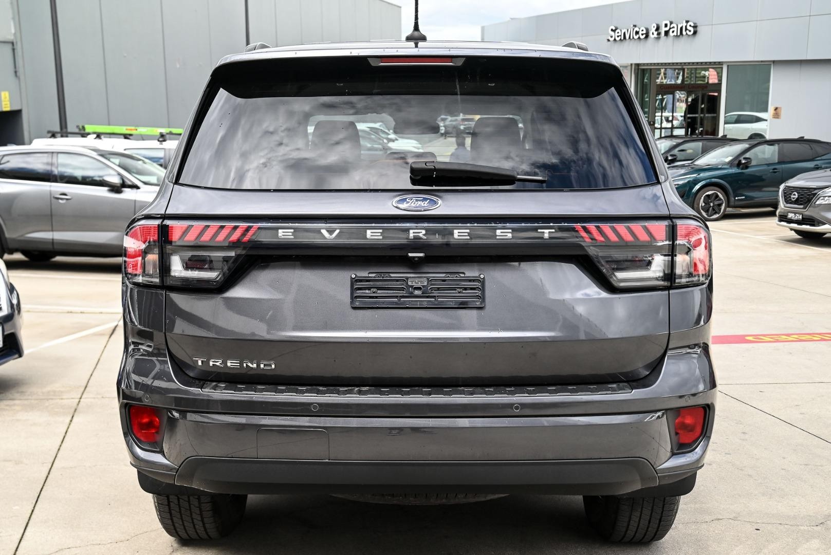 Ford Everest image 4