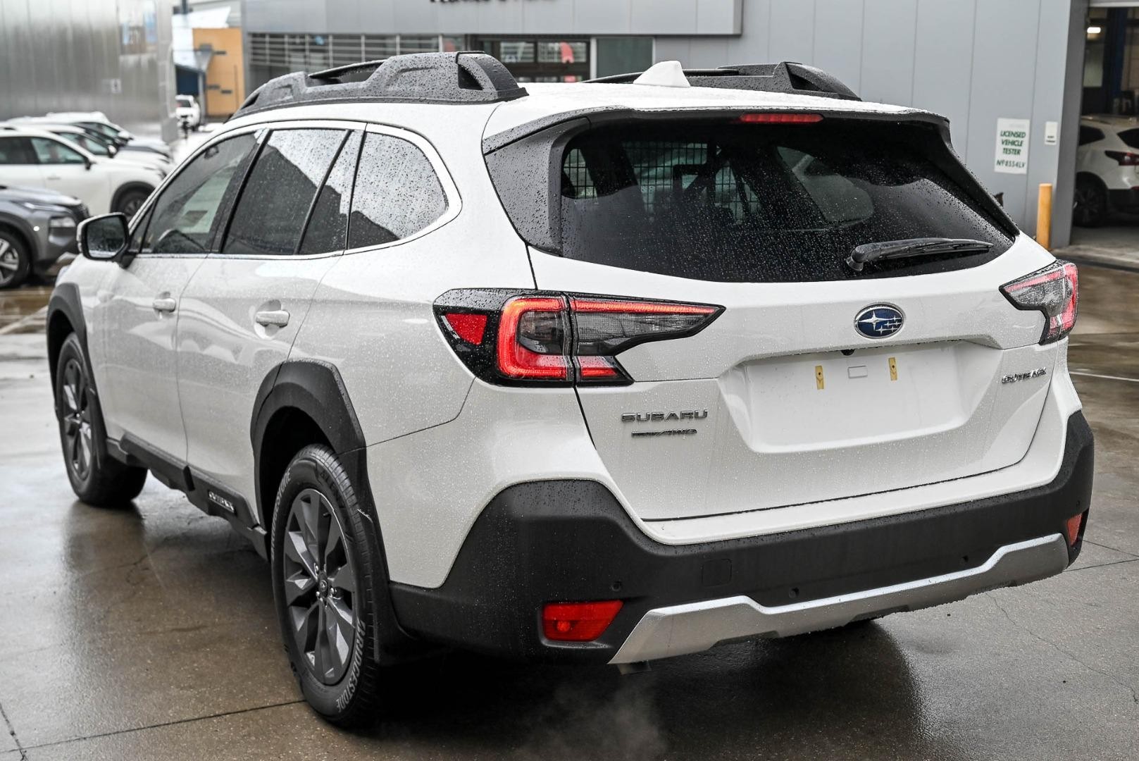 Subaru Outback image 3