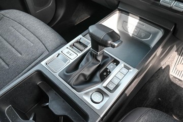 https://dvg-vehicle-assets.s3.amazonaws.com/1207998/a8z54pp5thb6xrqm1s9olnj0p.jpg