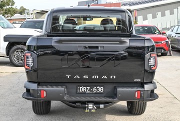 https://dvg-vehicle-assets.s3.amazonaws.com/1207998/c3ze0xevx5g7h8eh6mkv0ff4s.jpg