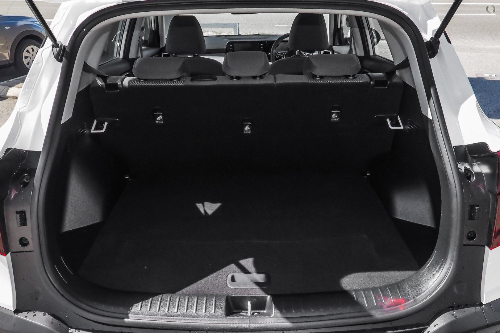 Kia Seltos image 3